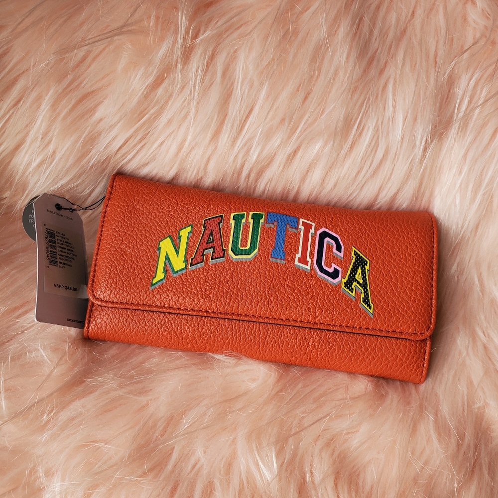 Nautica Ladies Snap Trifold Wallet COOL CO…